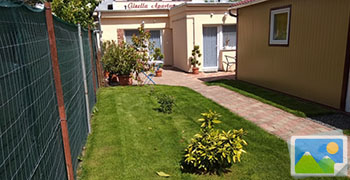 Tulipán apartman kert képek